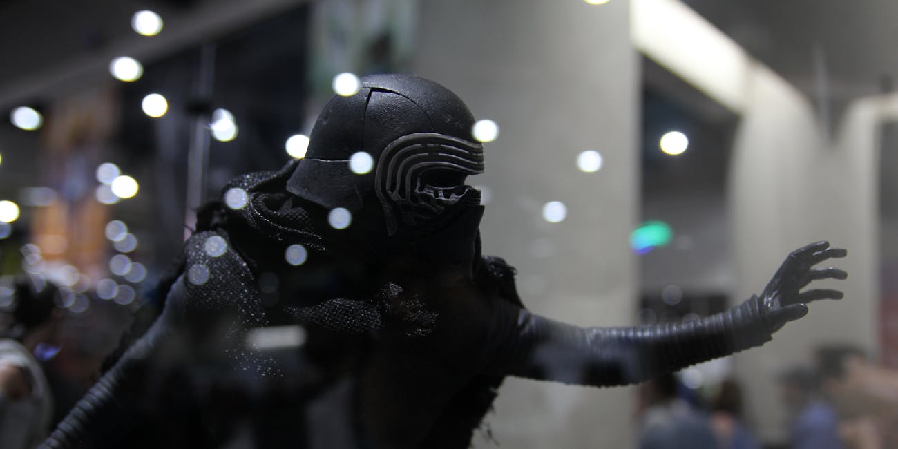 SDCC 2017 - Sideshow Collectible's Booth - Kylo Ren