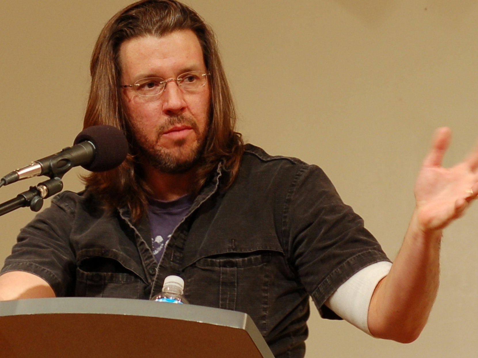 ≡Essays on David Foster Wallace. Free Examples of Research Paper Topics, Titles GradesFixer
