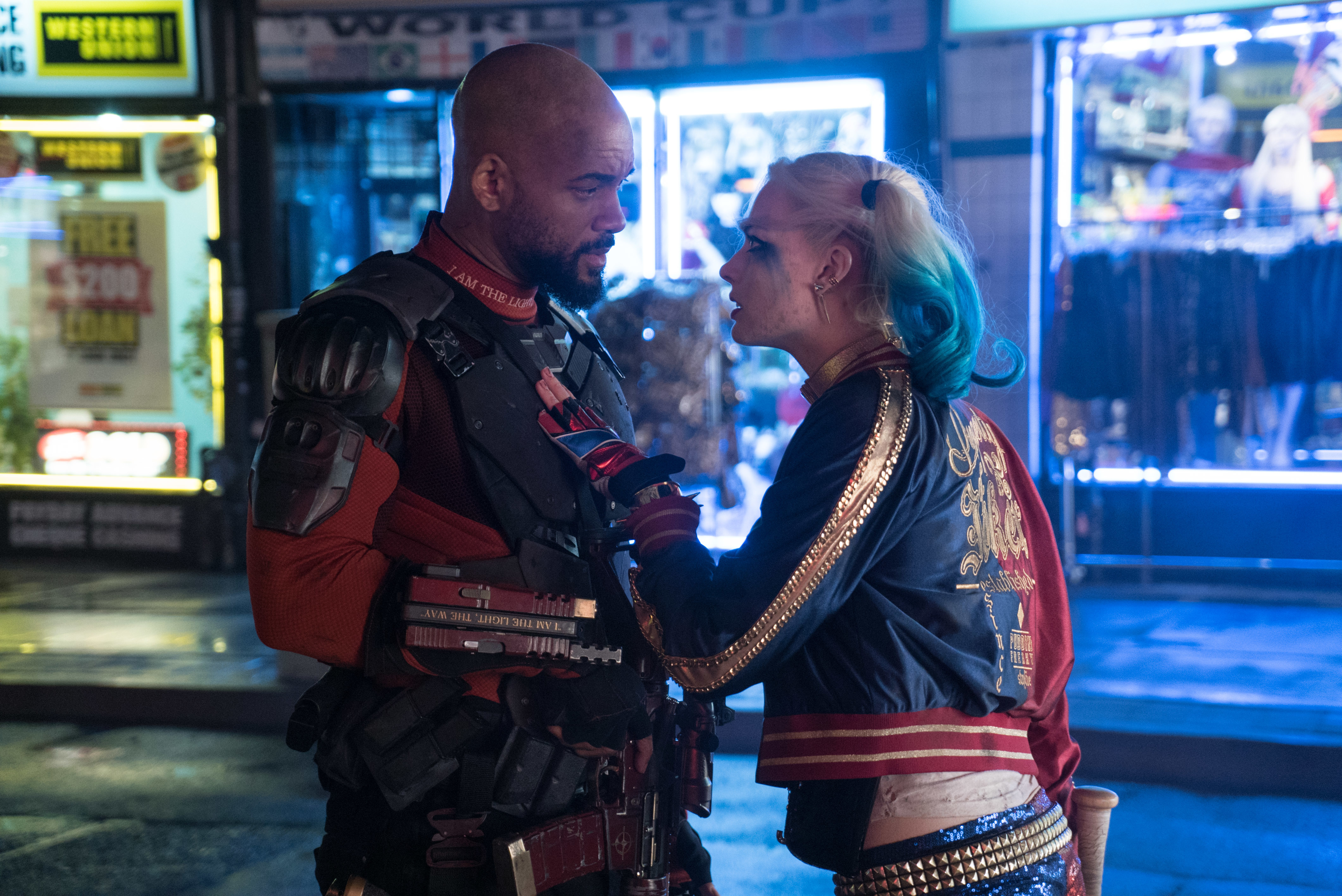 Suicide Squad Harley Quinn Joker Kiss
