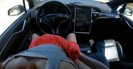Here S What It S Like To Have Sex In A Tesla Being Driven By Autopilot Inverse