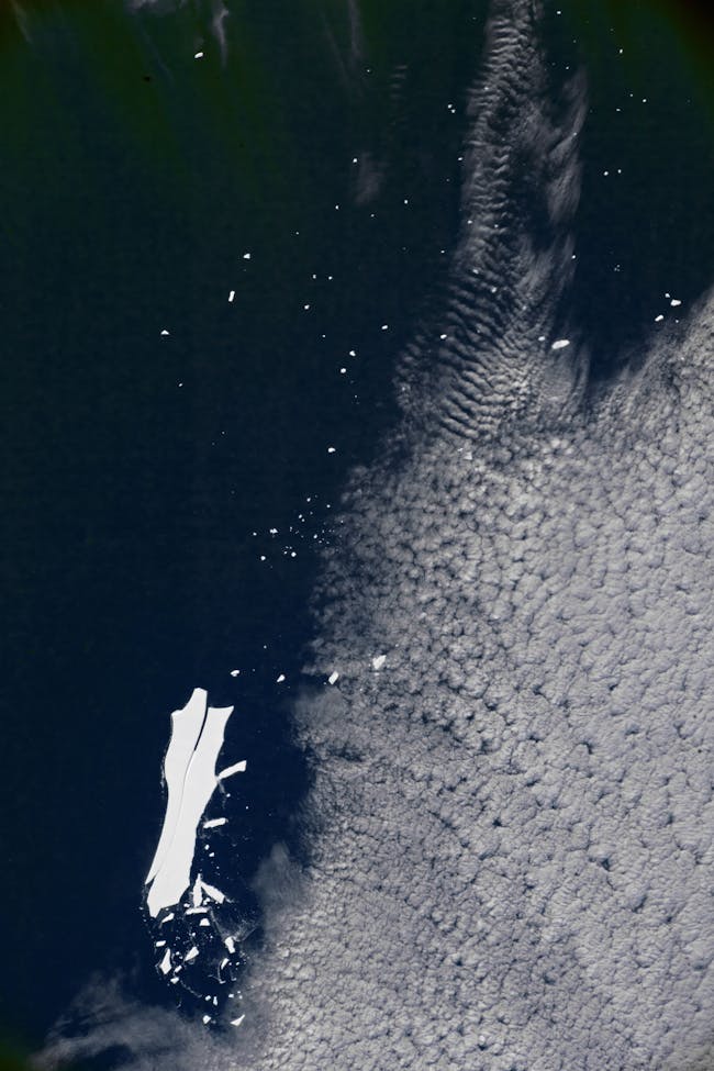 Iceberg B-15 melting away
