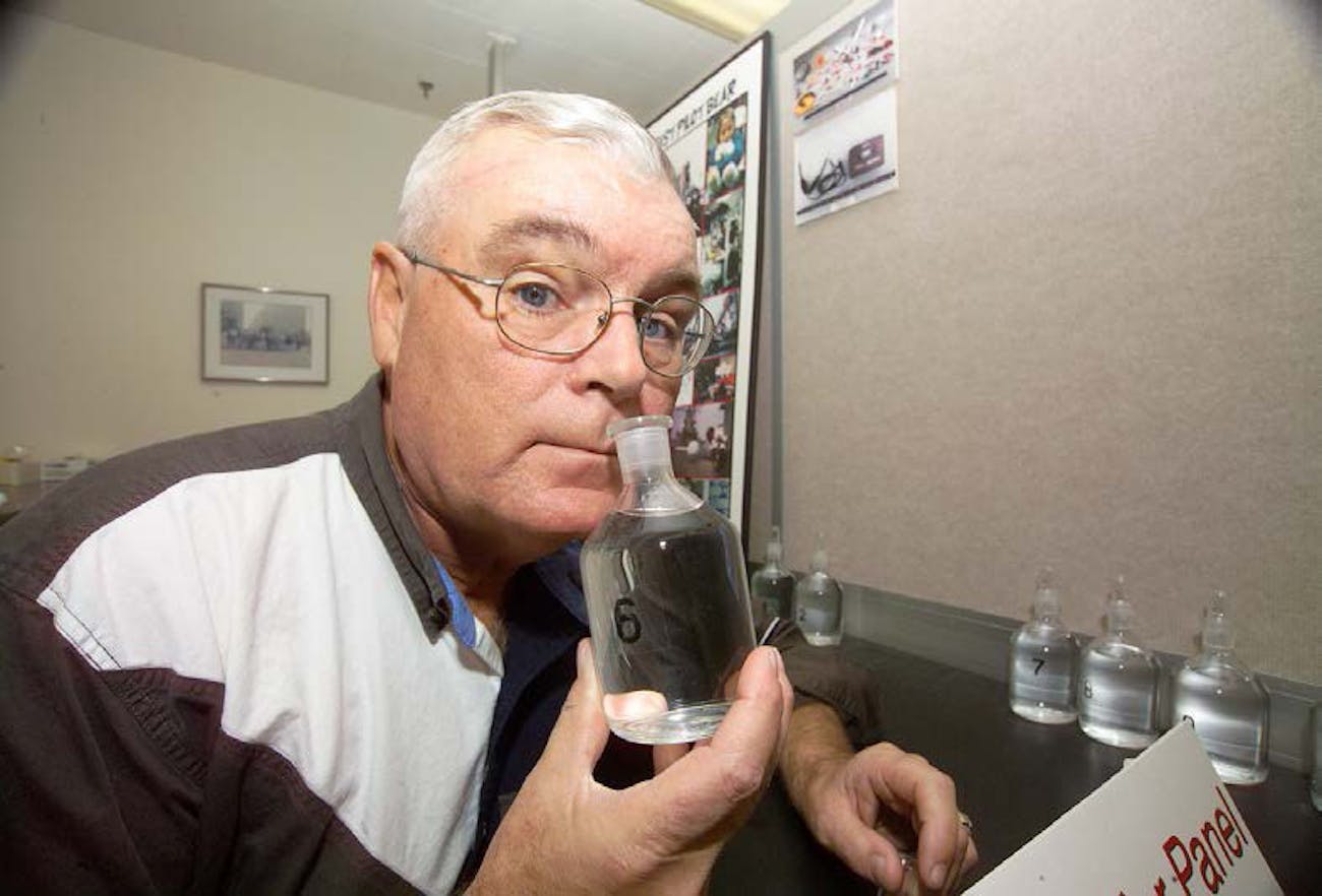 NASA “Nasalnaut” George Aldrich smell