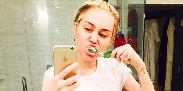 Image result for miley cyrus is lefty