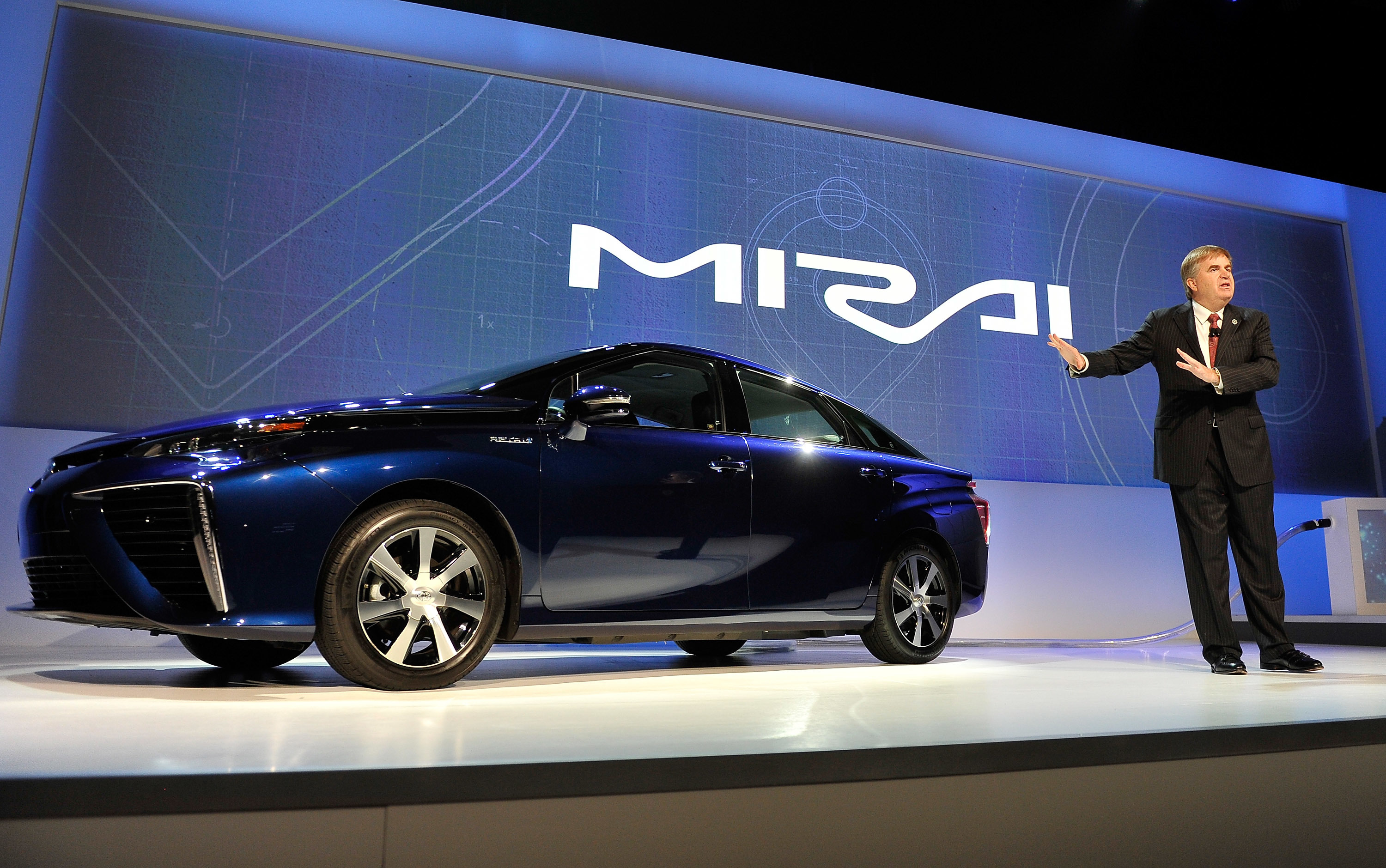 Toyota Wants Only Electric Cars on the Roads by 2050