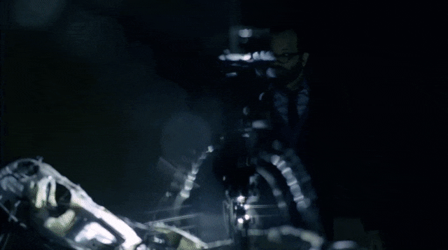 Yul Brynner appears as the Gunslinger in the background of HBO's 'Westworld'
