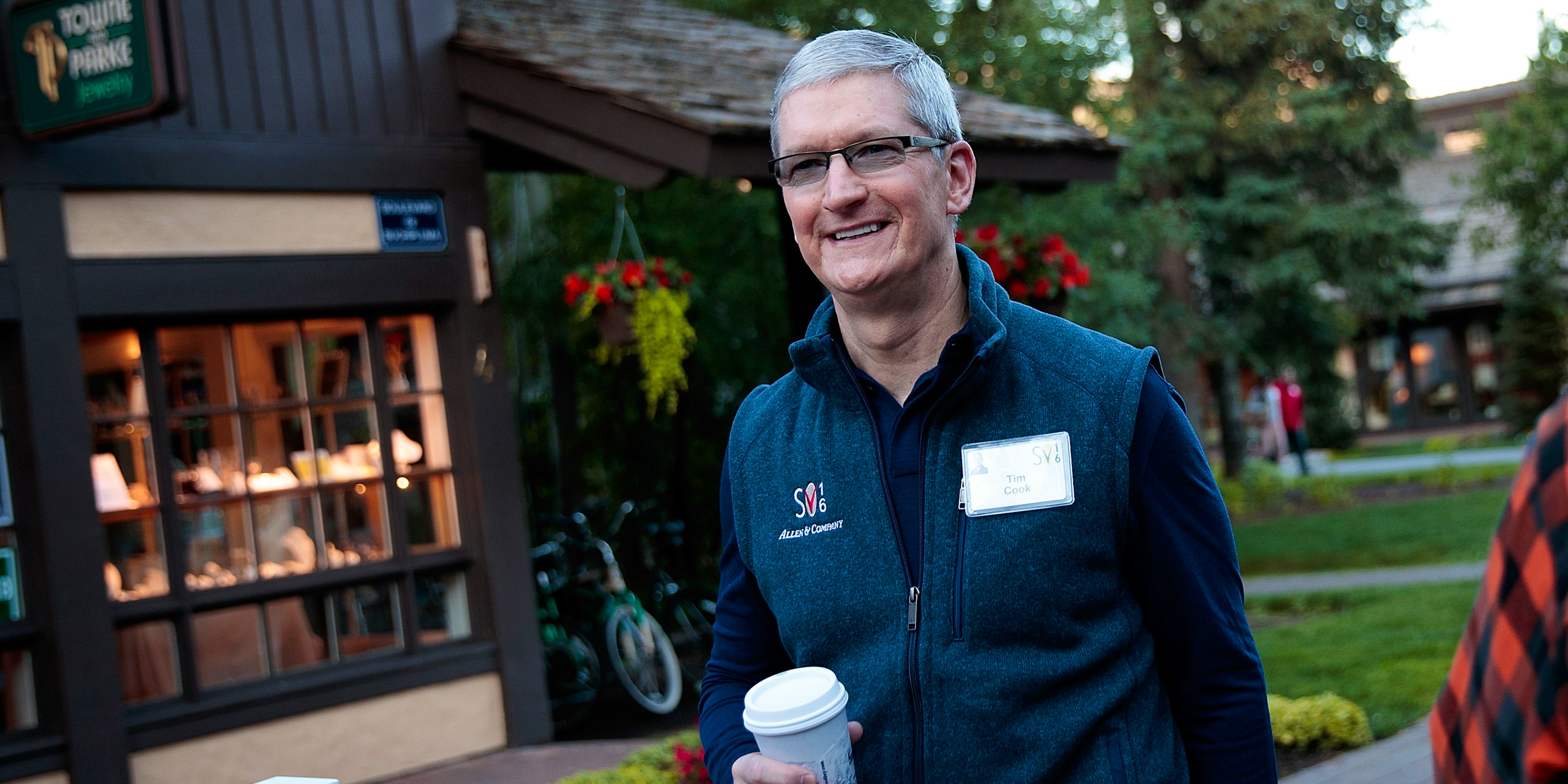 In Washington Post Interview, Tim Cook Hints at Apple Car | Inverse