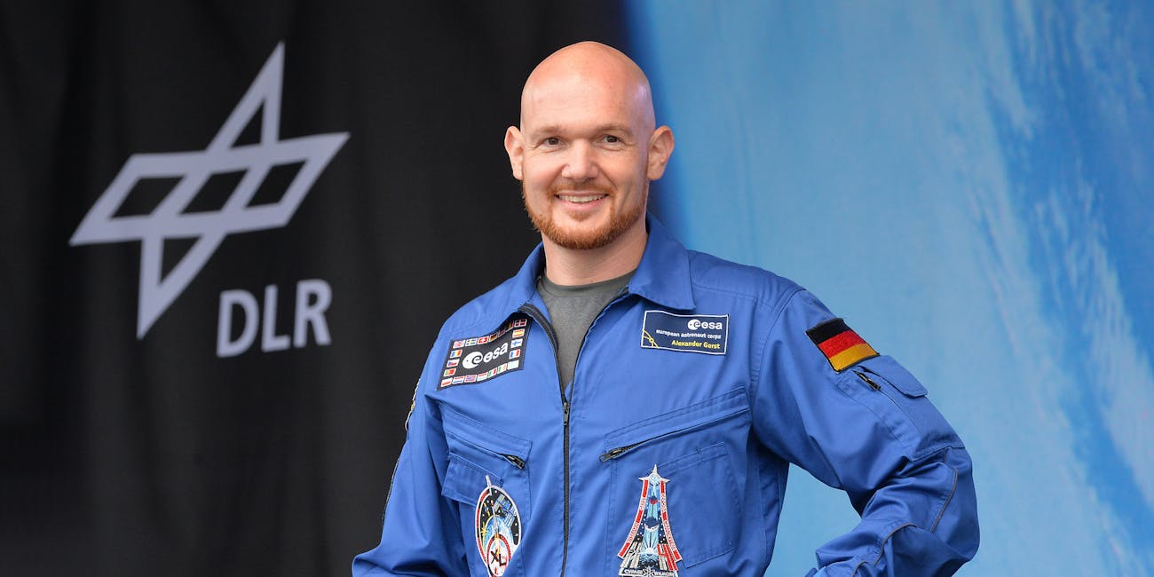 Astronaut Alexander Gerst giving speech.