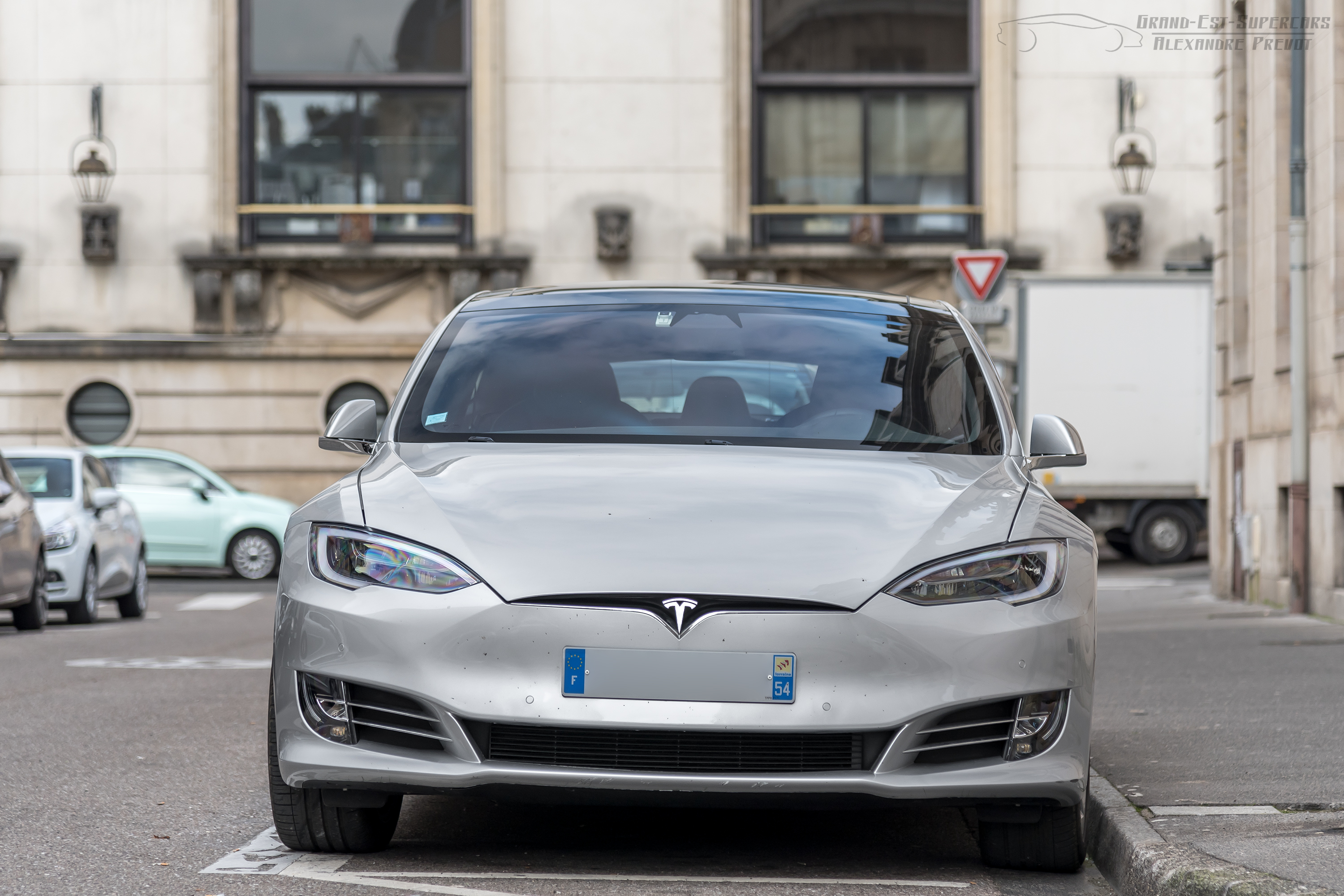Tesla Model S How New Car Reaches 370 Miles Range With Same