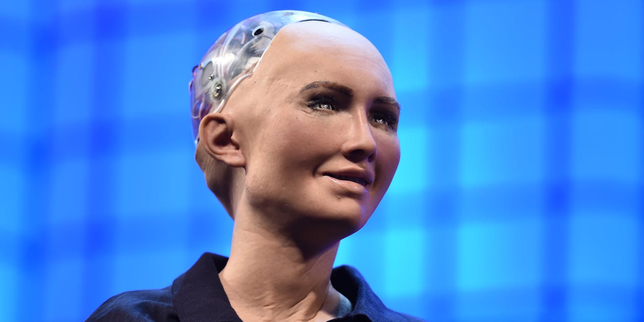 Humanoid Robot Sophia Crowdfunds A.I. Global Brain to Make ...