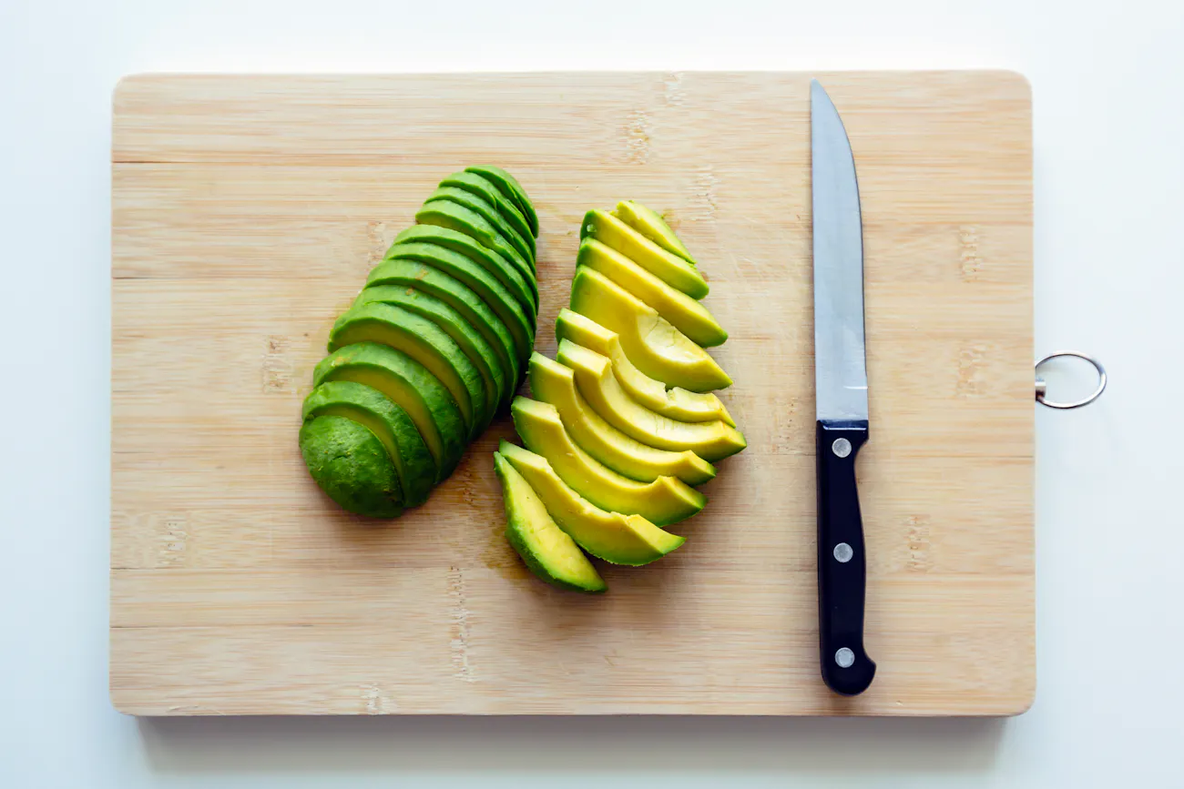 sliced avocado