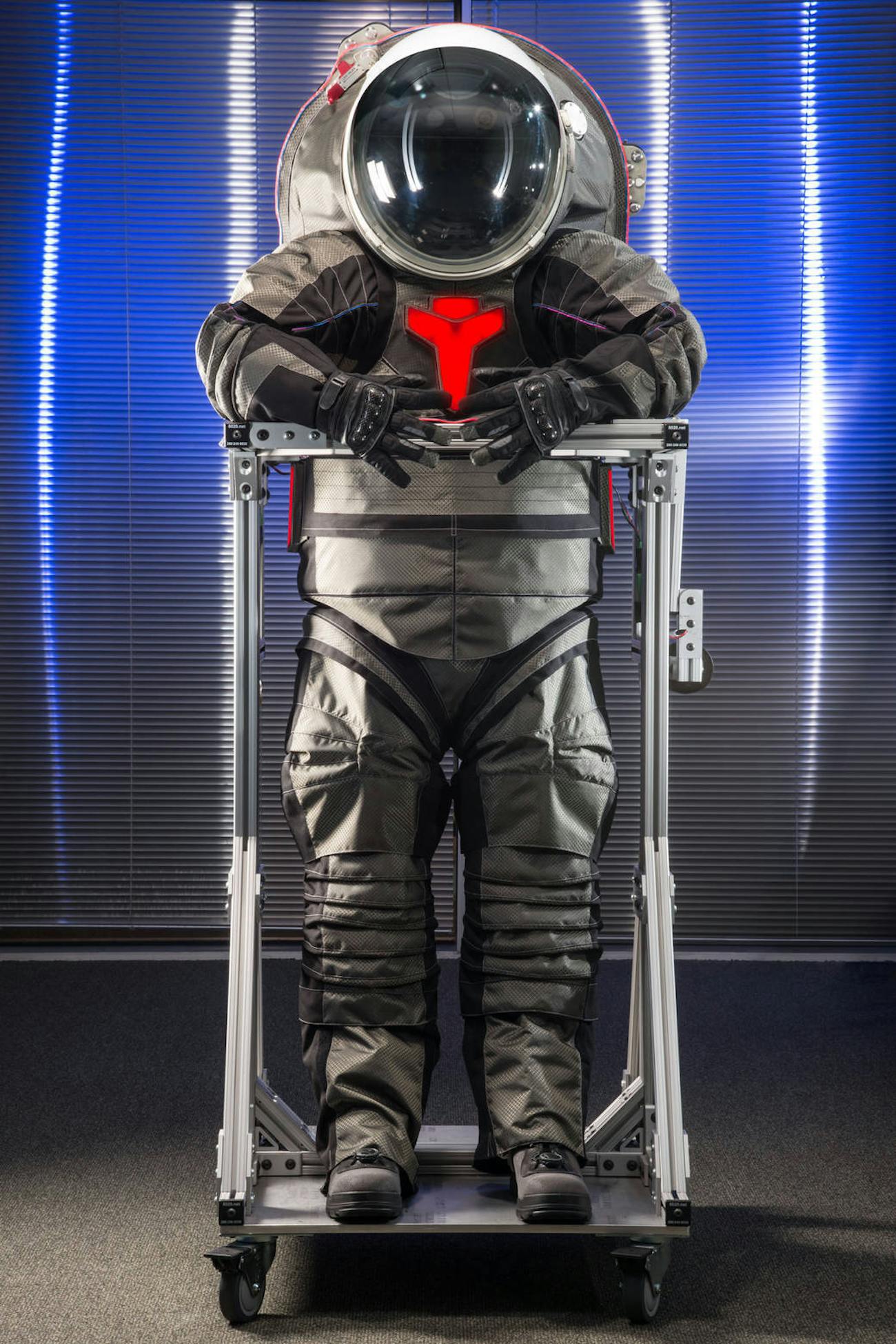 Nasa S Next Generation Of Spacesuits Look Fly As Hell Inverse