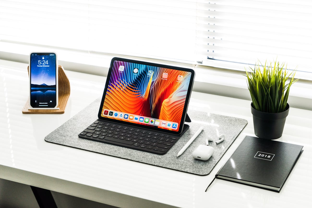 iOS 13: Next Apple Update to Bring Dark Mode, New iPad Home Screen and