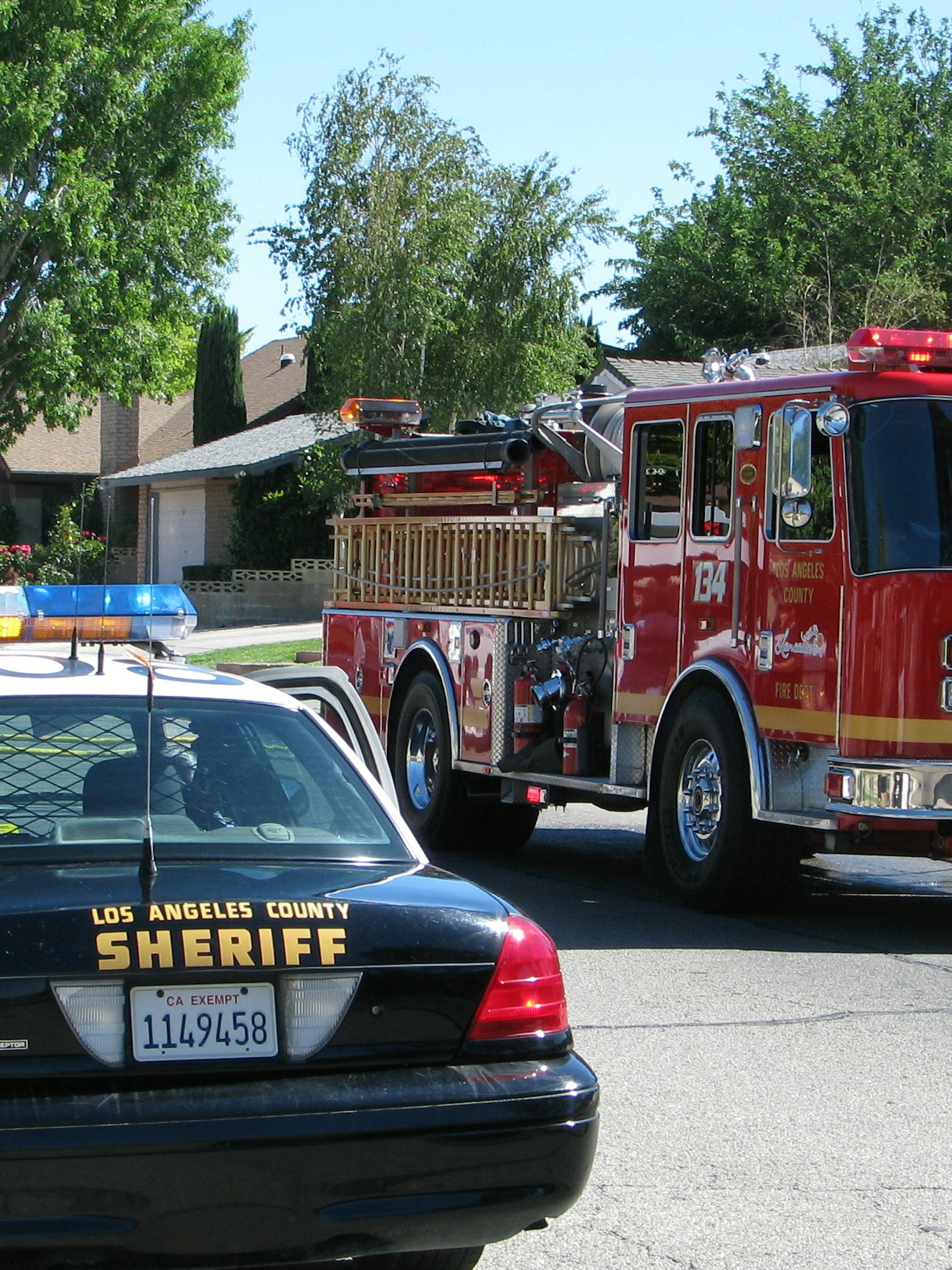 Why Do Most Police, Fire, and Ambulance Sirens Sound the Same? | Inverse
