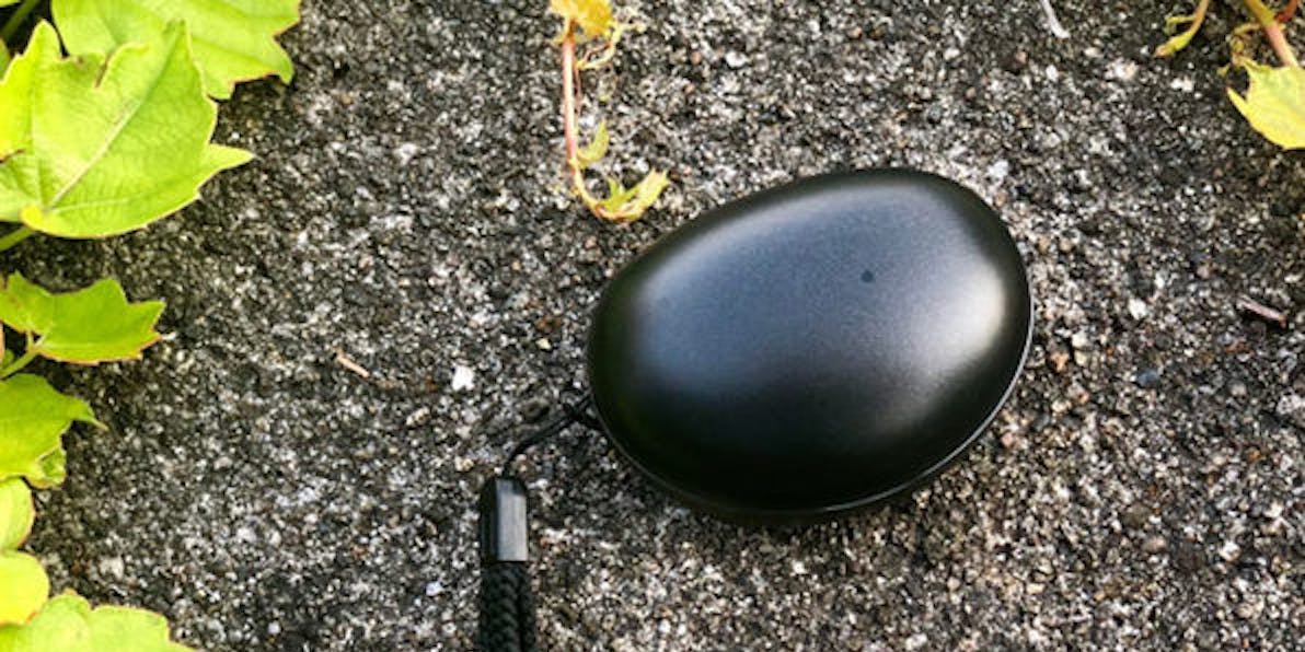 These Wireless Earbuds Crush the Apple AirPods for Half the Price