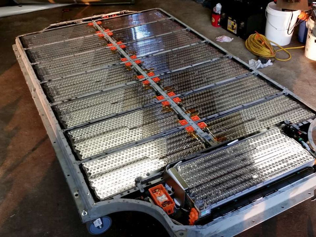 Tesla Model 3 Mid Range Comes With A Surprisingly Small Battery
