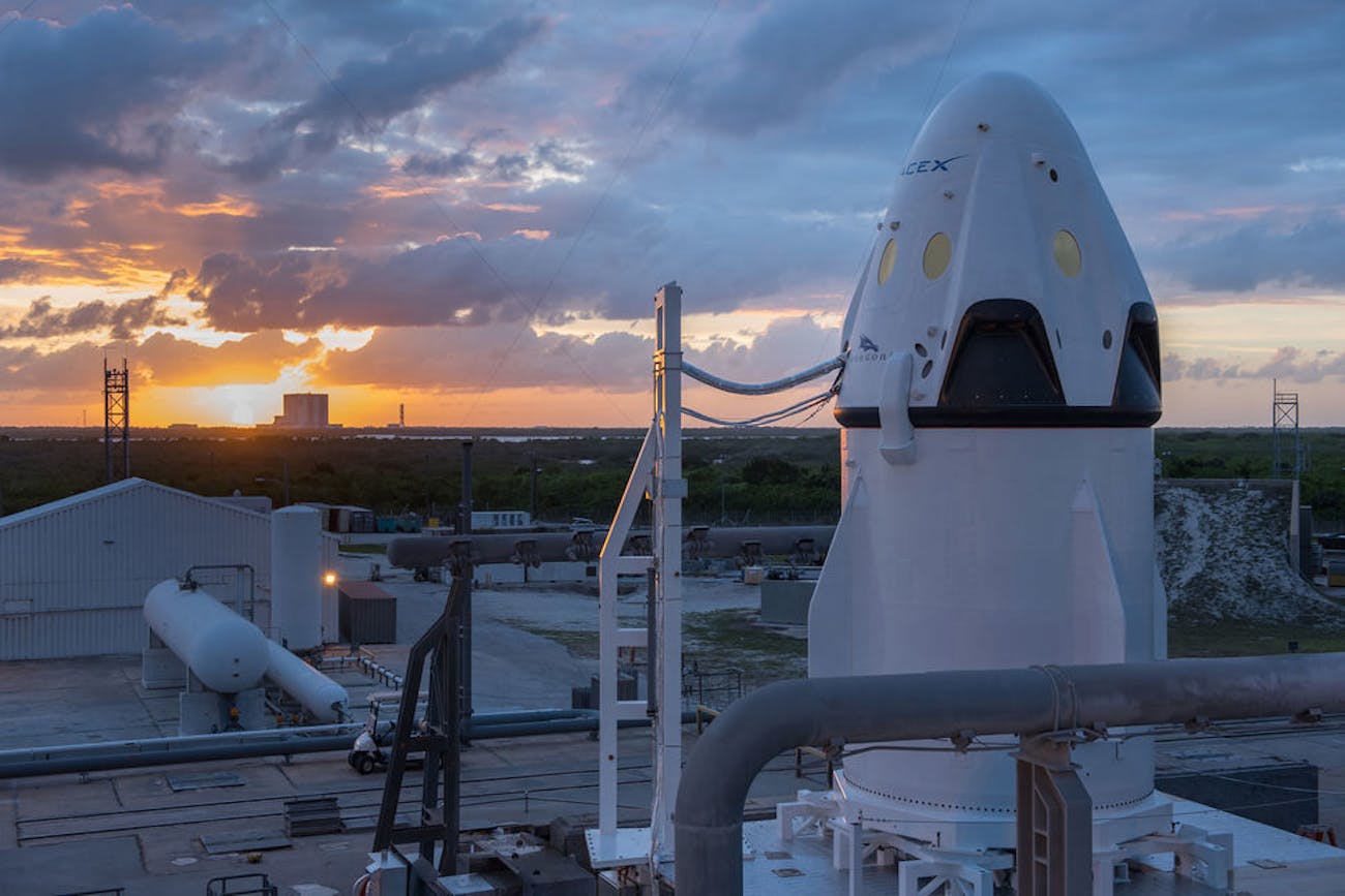 Everything You Need To Know About Spacex S Dragon 2 Crew
