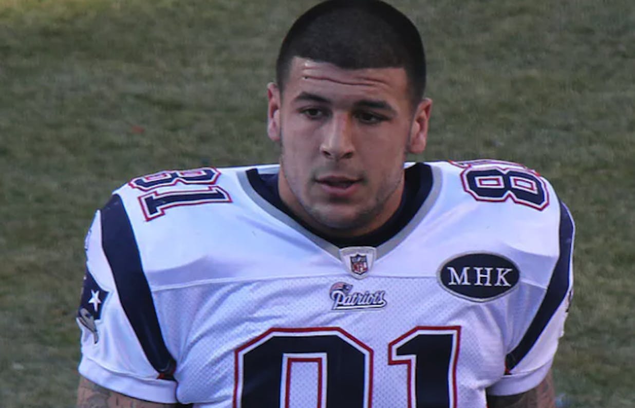 aaron hernandez in 2011.
