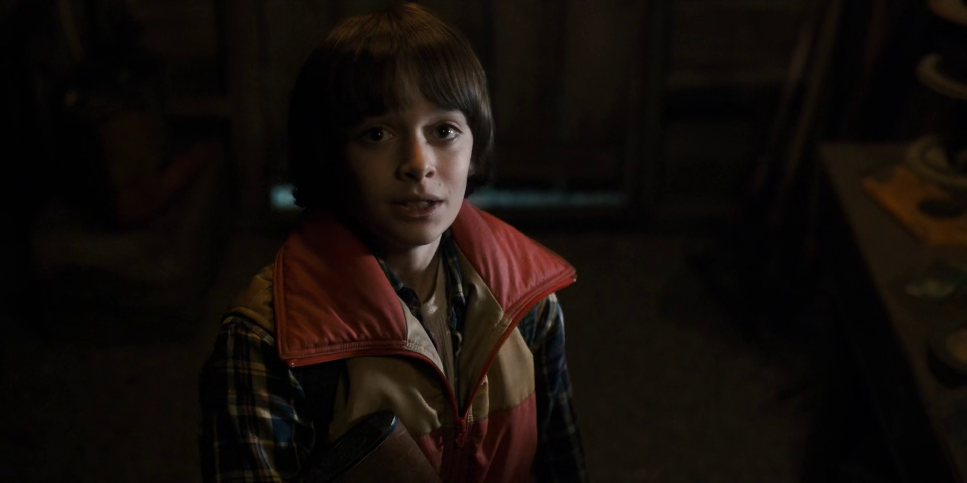 stranger things season 2 episode 1 fans are not happy
