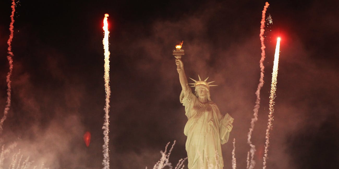 July 4 Fireworks Create As Much Pollution As A 2700 Acre Wildfire July 4 Fireworks Create As Much Pollution As A 2700 Acre Wildfire