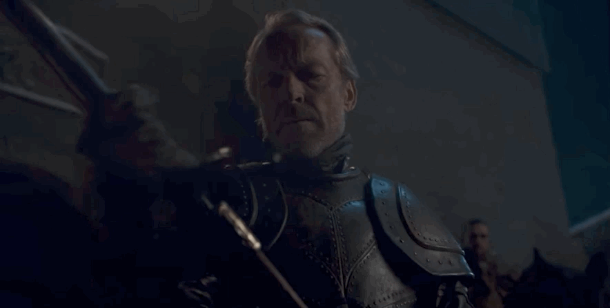 what-sword-might-jorah-be-holding-here.gif