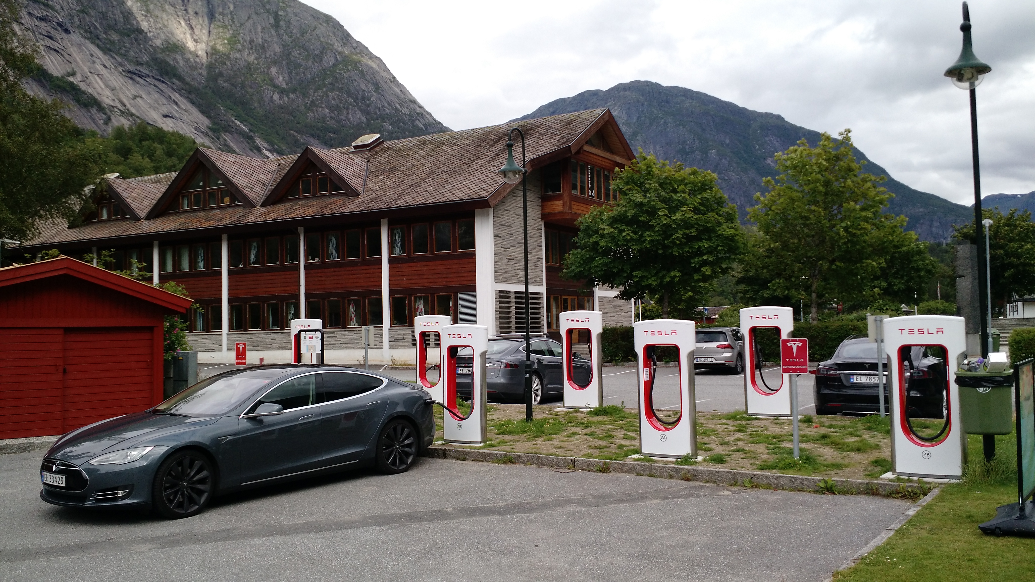 How Norway And Tesla Built The Worlds Electric Car Capital