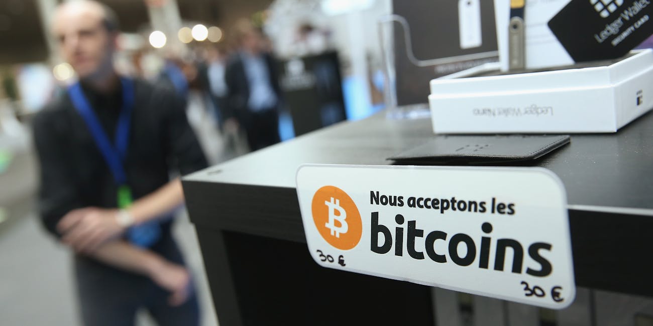 what online retailers accept bitcoin