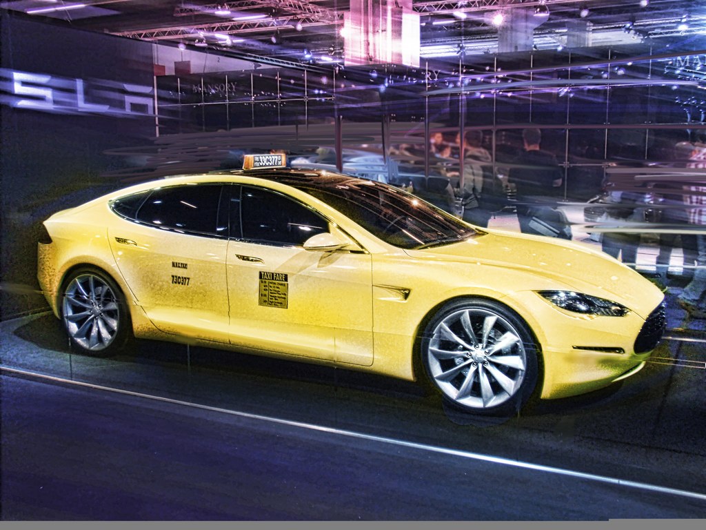 Tesla: 4 Big Reasons It Could Lead Self-Driving Taxi Revolution | Inverse