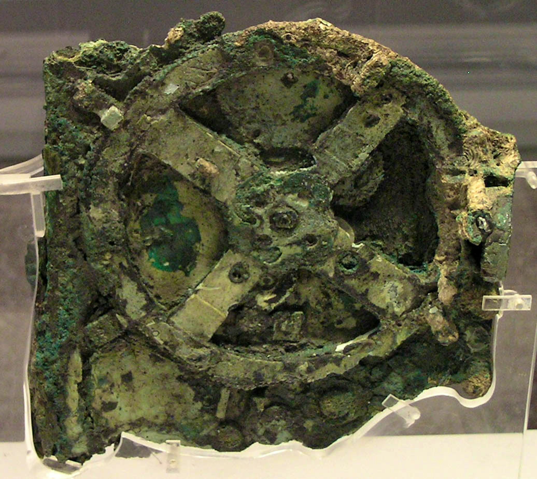 The Antikythera mechanism was discovered in 1901.