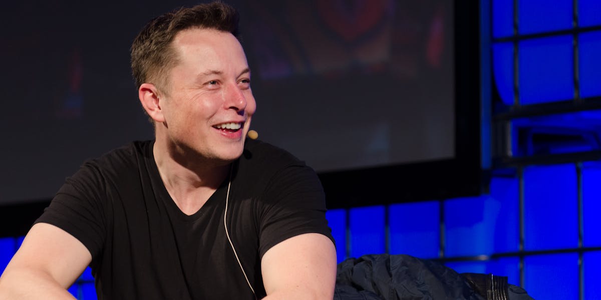 Elon Musk Emails Tesla Employees About Taking the Company Private | Inverse