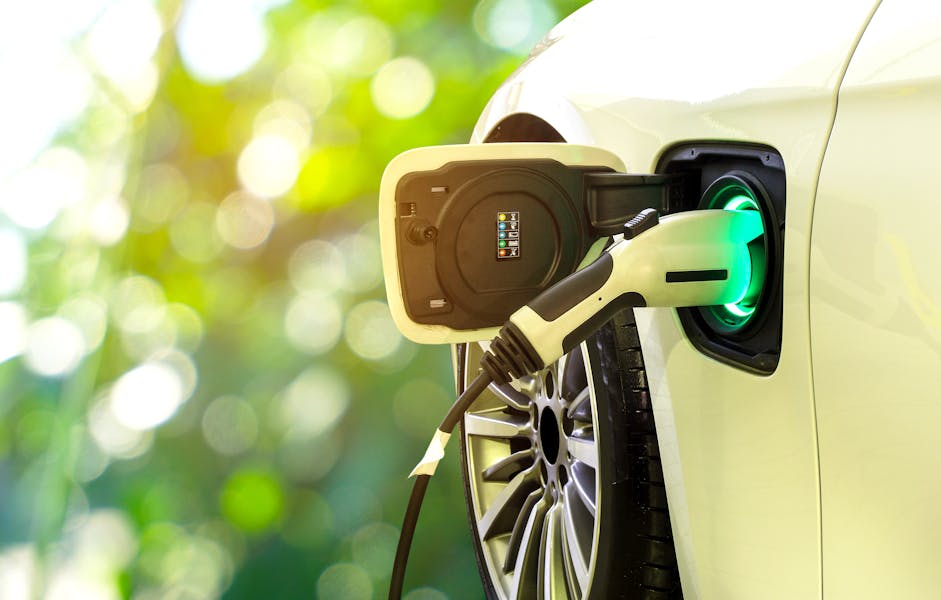 Electric cars could charge in record speeds thanks to a new