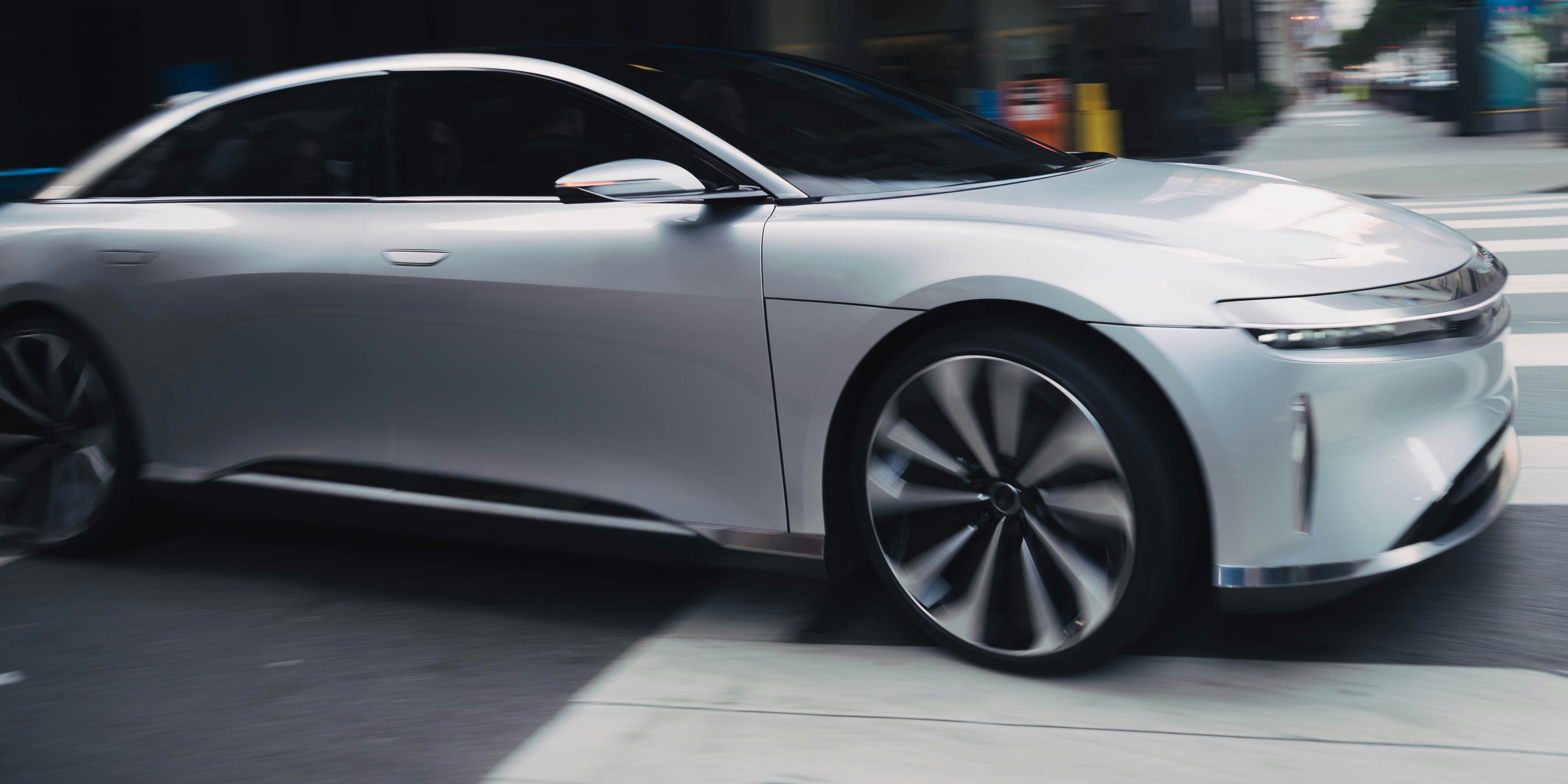 lucid air six mands tell your car