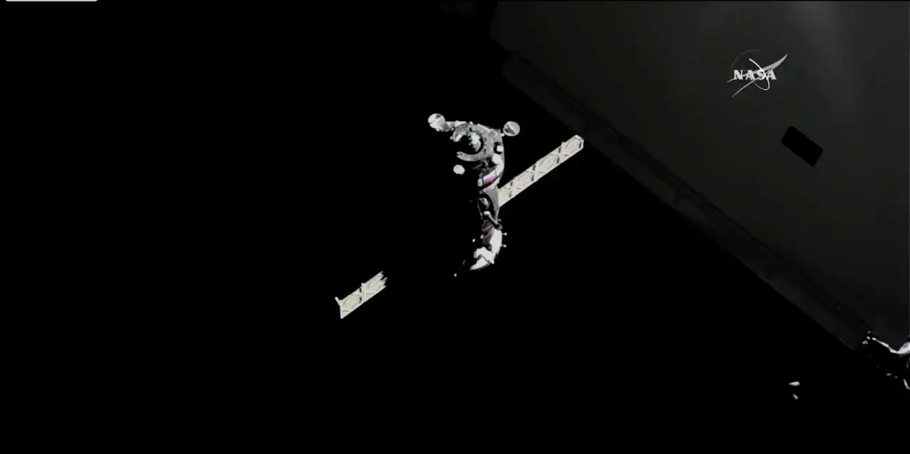 soyuz docking on ISS