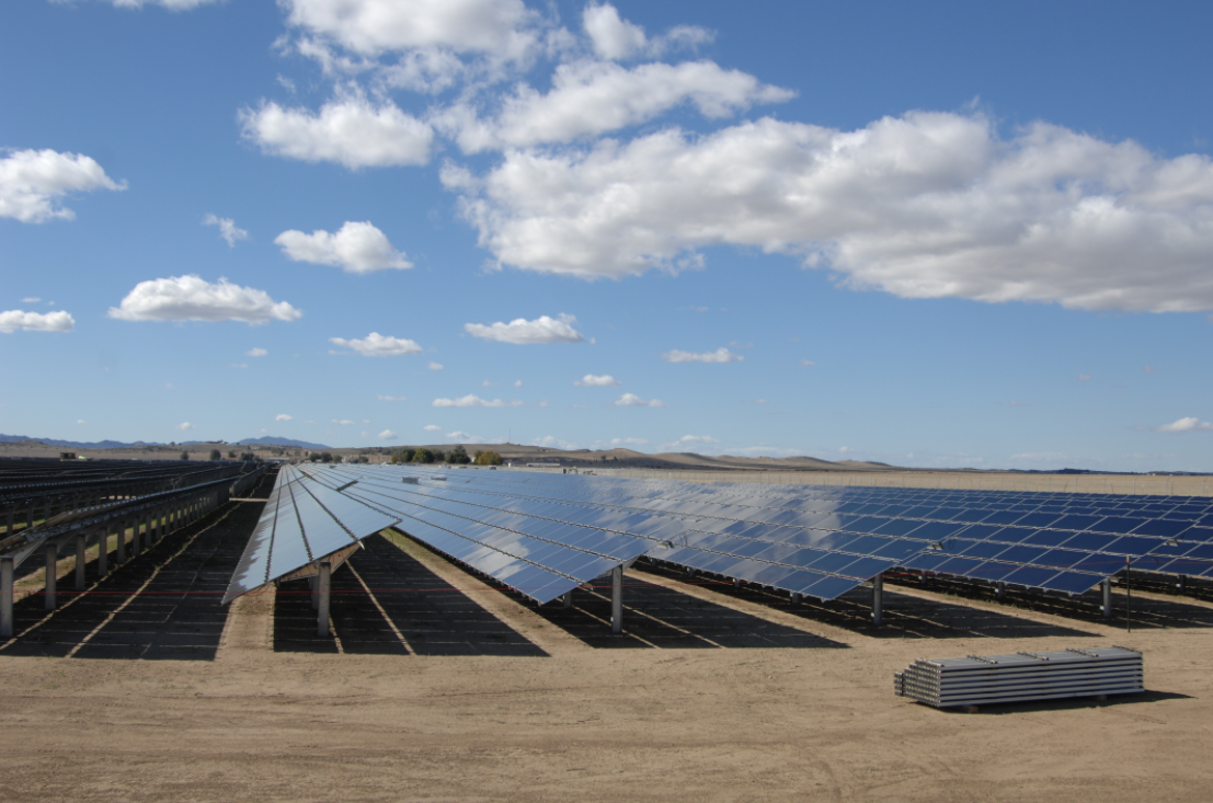 Here Are The World's 6 Largest Solar Farms From India To California ...