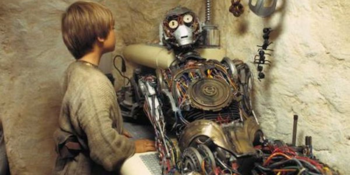 Jake Lloyd as Anakin Skywalker and C-3PO in 'Star Wars: Episode I - The Phantom Menace'
