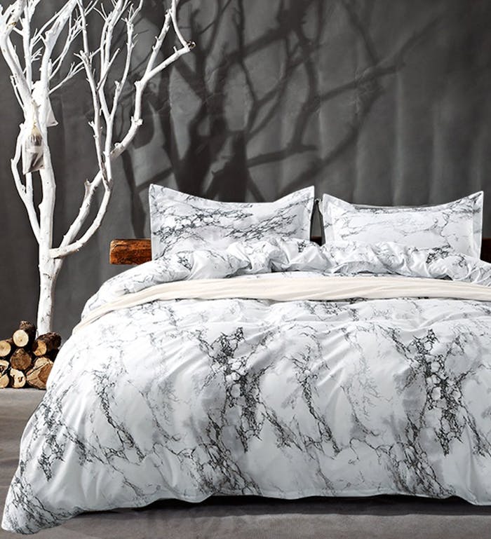 Comforters That Won T Scare Your Hot Date Away Inverse
