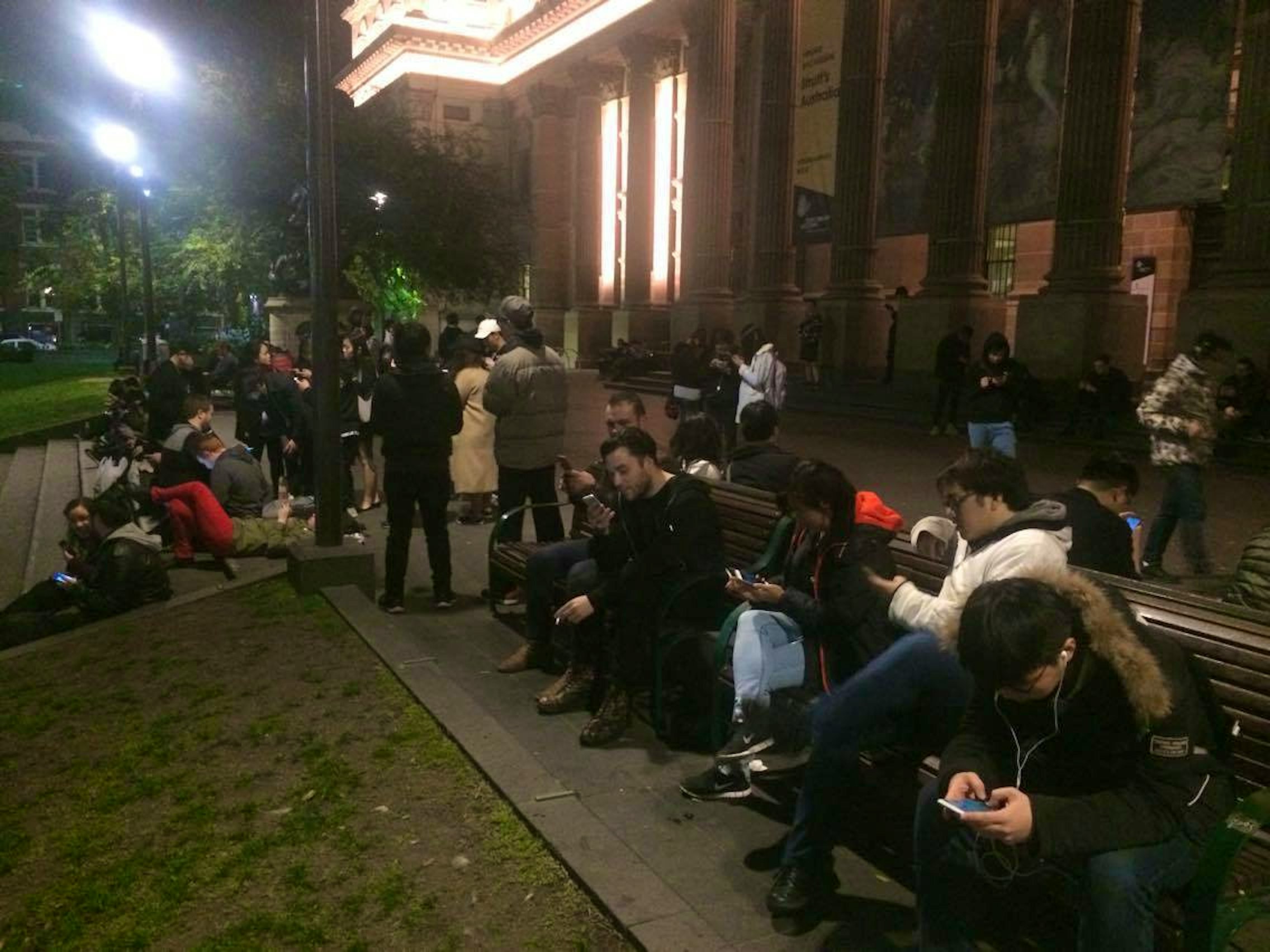 friday-night-at-melbourne-central-in-australia-with-over-a-dozen-people-seen-playing-pokemon-go.jpeg