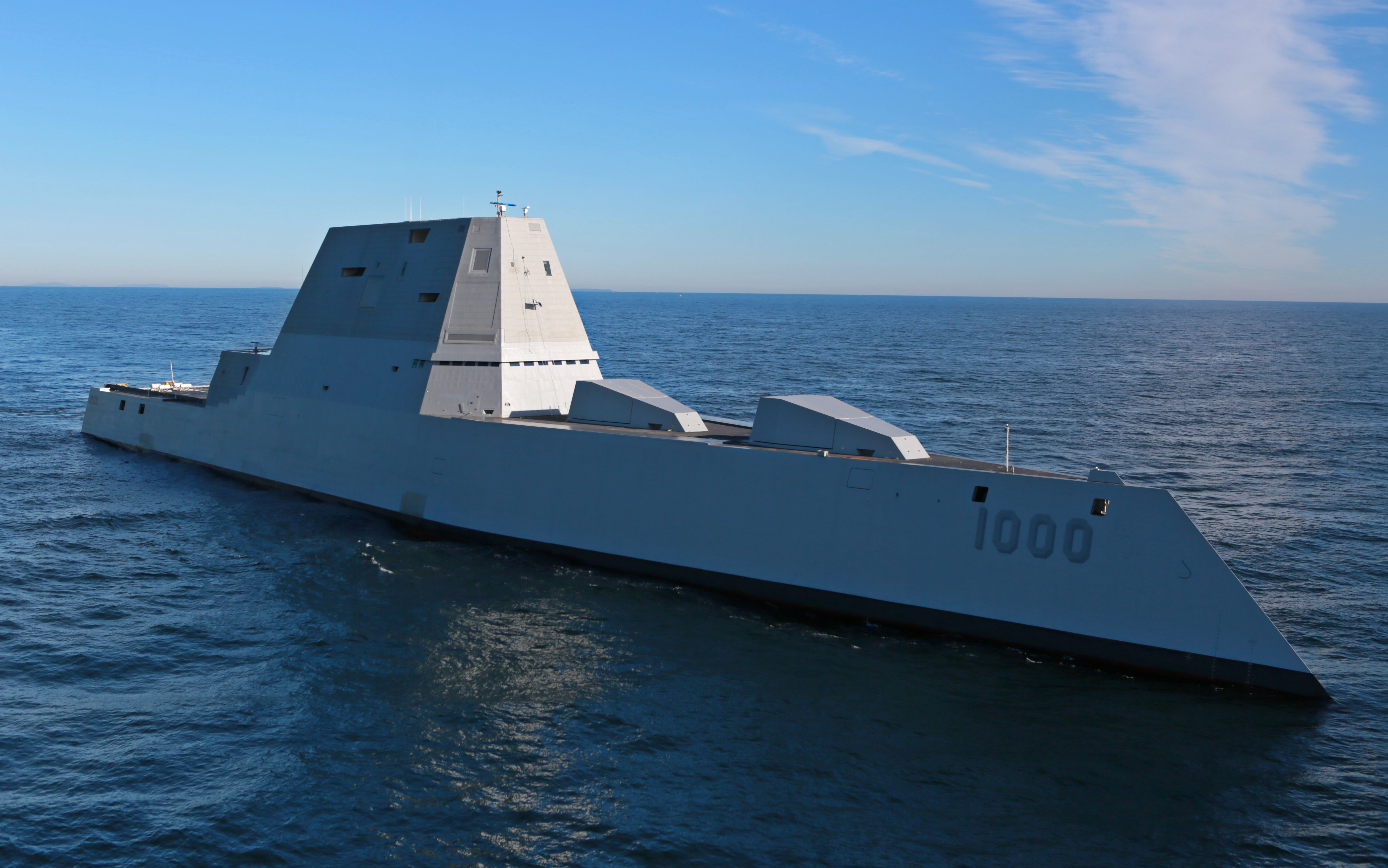 The USS Zumwalt, The Warship That Looks Like A Fishing Boat On Radar ...