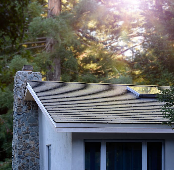 Here's How Much One of Tesla's Amazing Solar Roofs ...