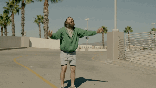 Image result for MAKE GIFS MOTION IMAGES OF SIMPLETONS SCREAMING