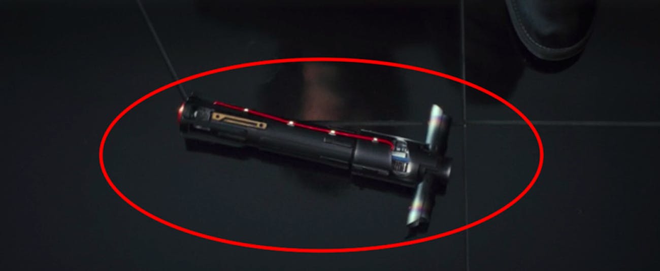 Star Wars Theory Kylo Ren S Blue Lightsaber Became The
