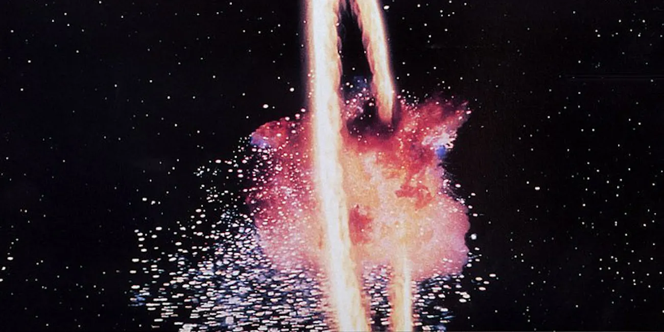 First Death Star Exploding 'Rise of Skywalker' Leaks: Star Wars Novel Reveals Which Death Star ...