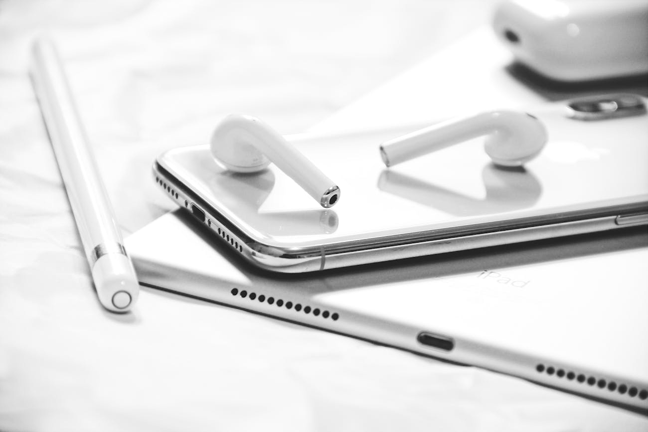 apple airpods