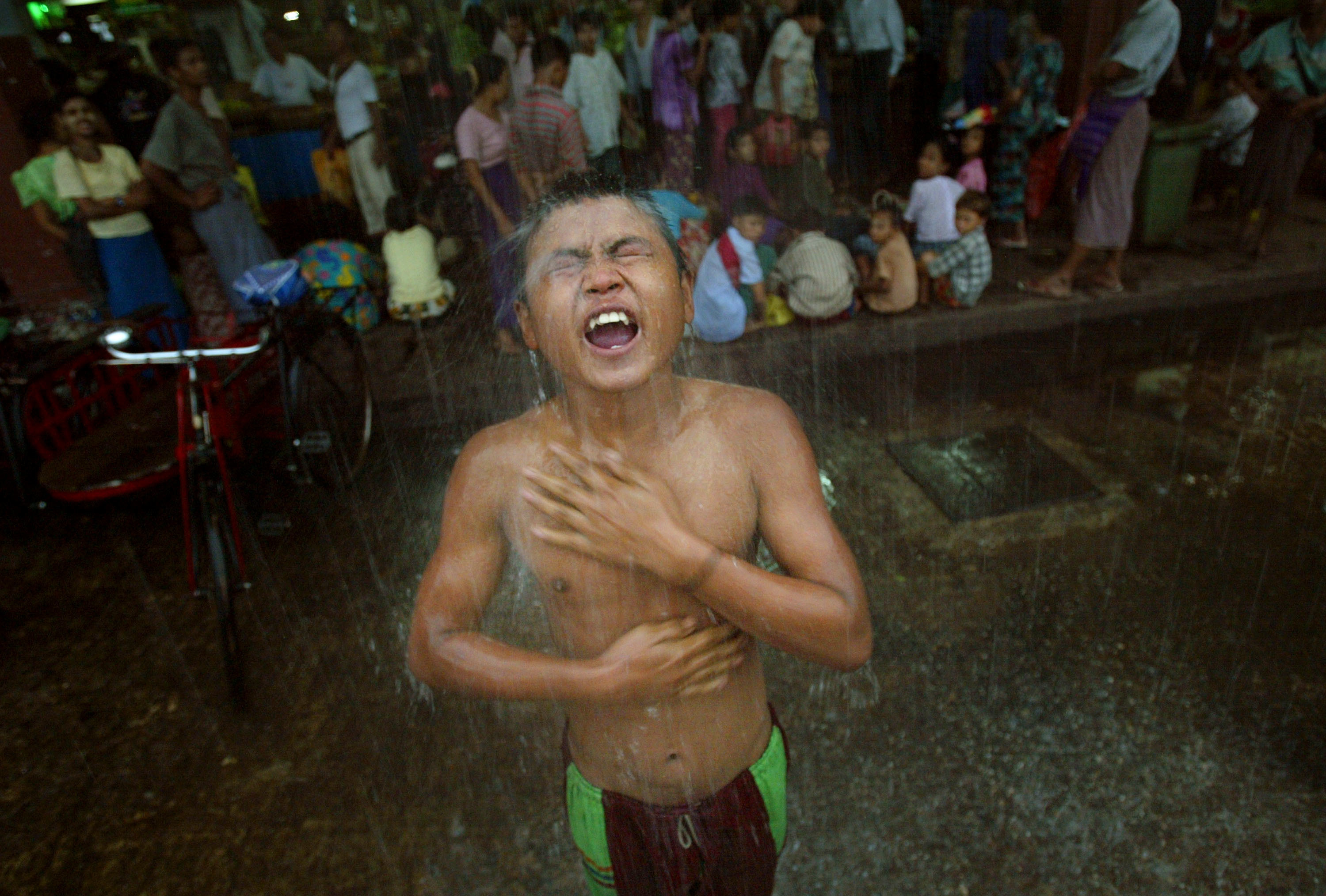 Can a 5Minute Shower Ease the California Drought and Get You Clean