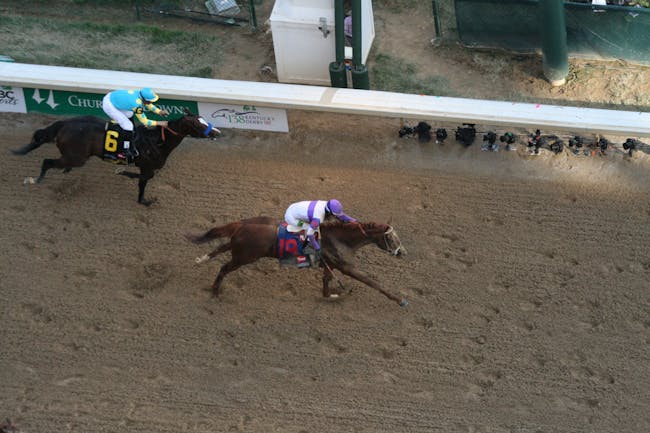 "I'll have Another" crosses the fininsh line to win the 2012 Kentucky Derby.