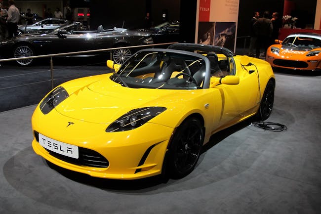Tesla Roadster - Flickr - FaceMePLS