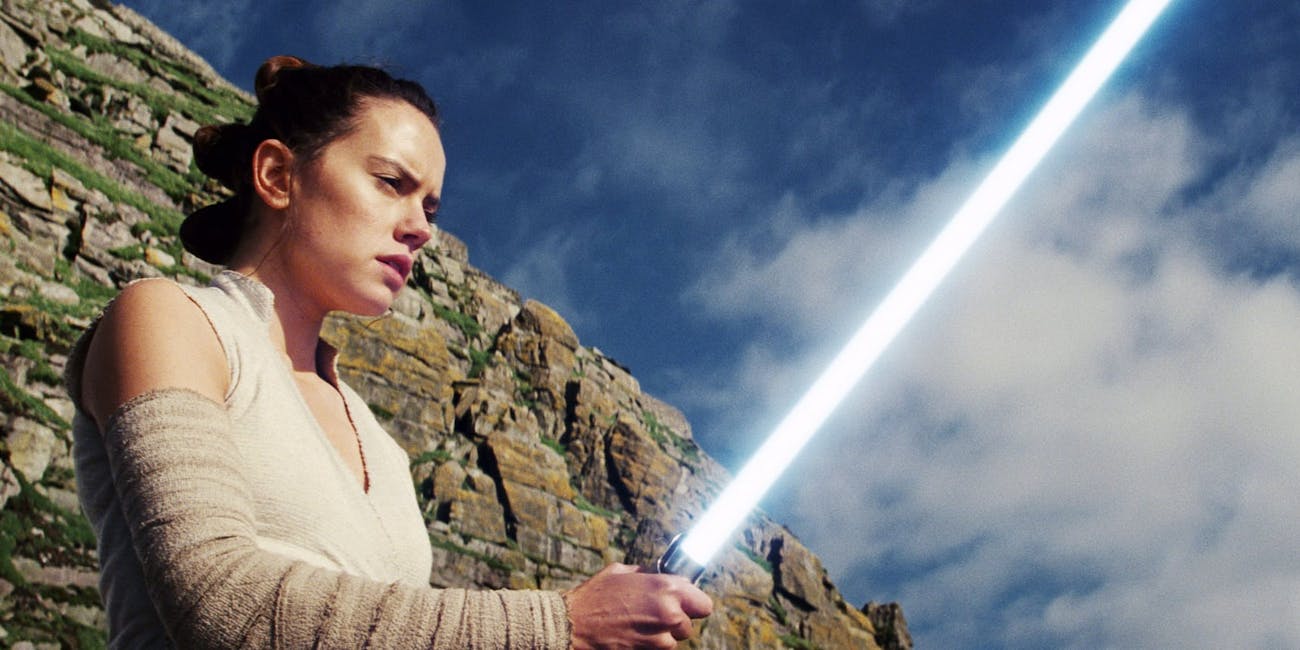 star wars episode 9 footage rey lightsaber