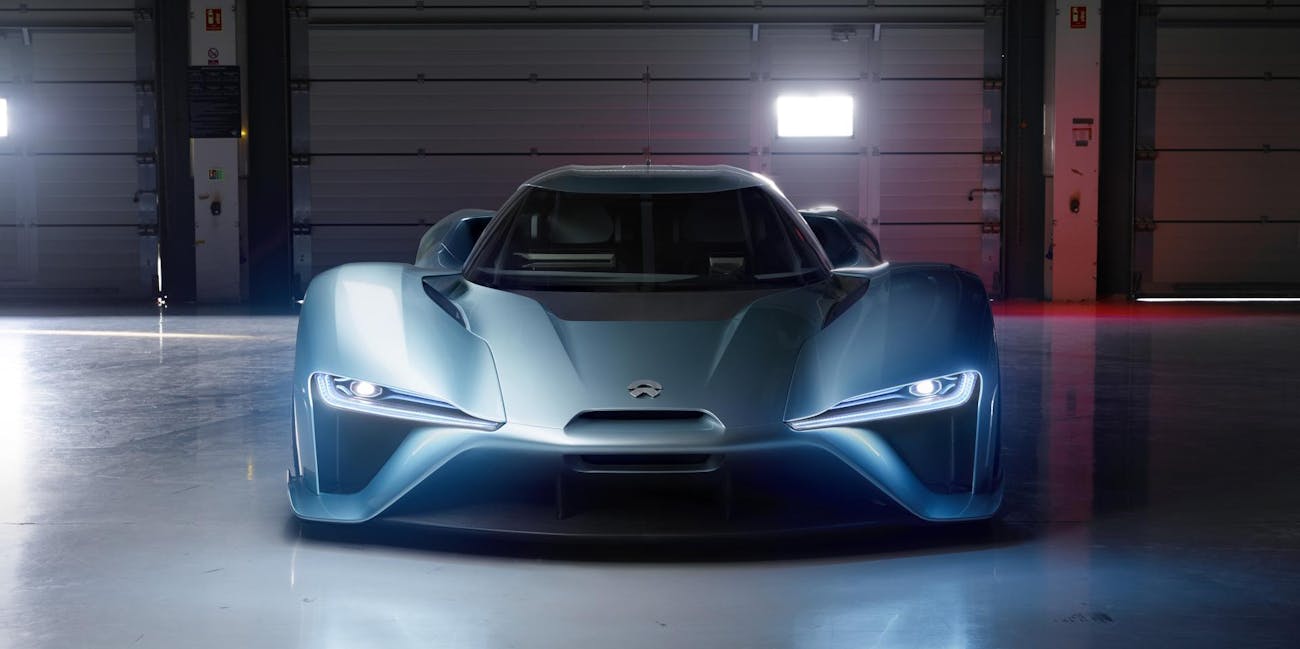 Tesla Vs Nio How The Two Electric Car Companies Compare Inverse Nio Ep9
