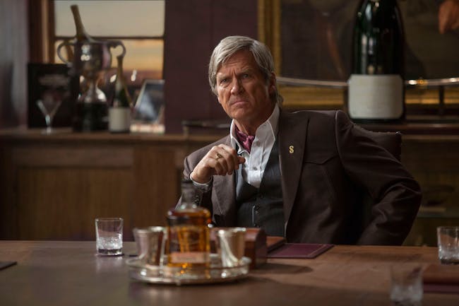 Jeff Bridges plays Champ, essentially the Arthur of the Statesman.