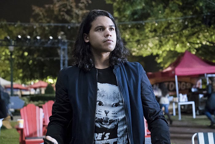Cisco Arrow The Flash Vibe