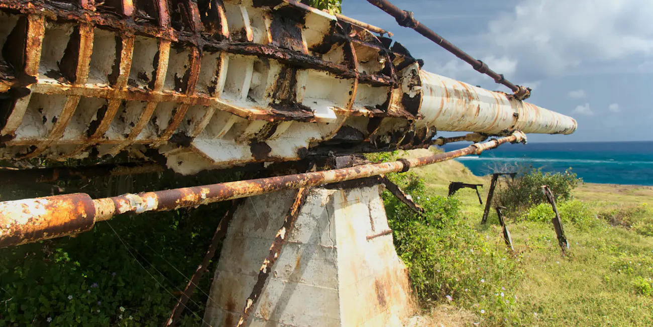 A History of Space Guns From Isaac Newton to Nazis in Paris and Project ...